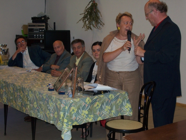  Image name: Estate44.jpg 
 width: 601 pixel 
 height: 452 pixel 
 Size: 218798 bytes 
 Click to enlarge 